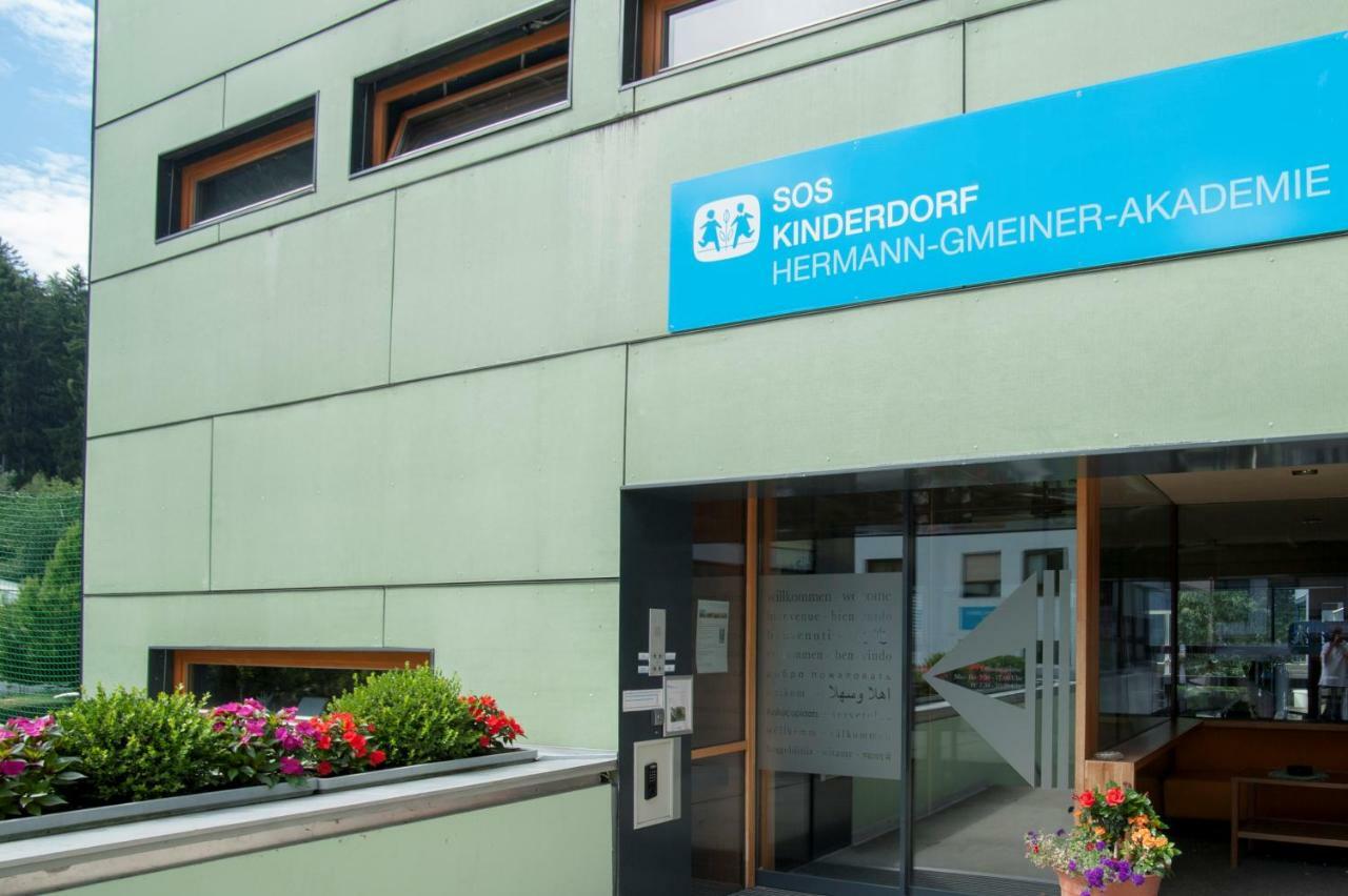 Hermann-Gmeiner-Akademie Innsbruck Exterior foto